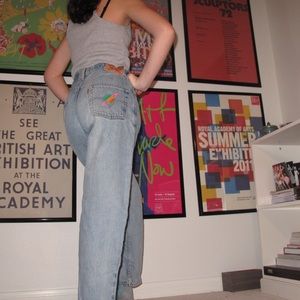 Hand painted vintage Levi jeans!🪐🥰